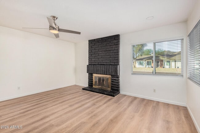 Building Photo - 11009 S Tewa St