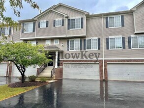 Building Photo - 1755 Fredericksburg Ln