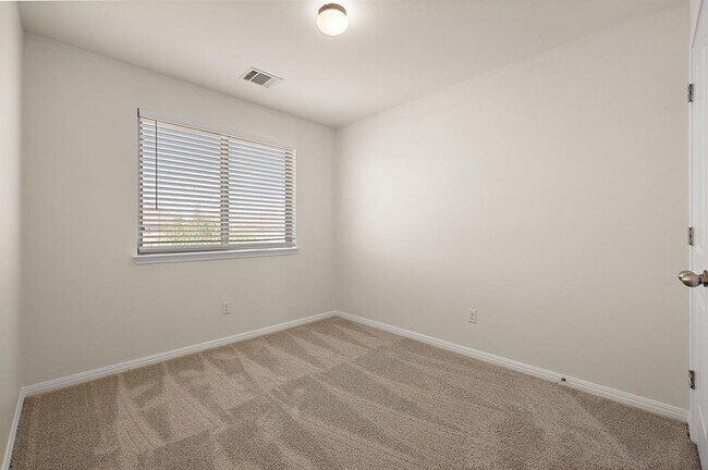 Building Photo - 4602 Kind Way