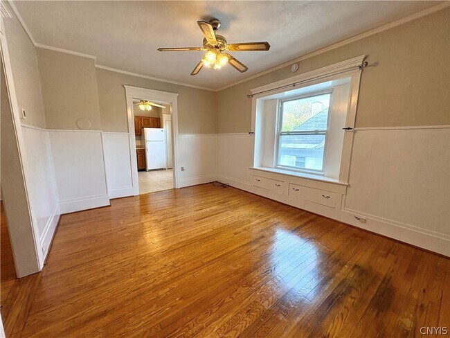 Building Photo - 71 Chedell Pl