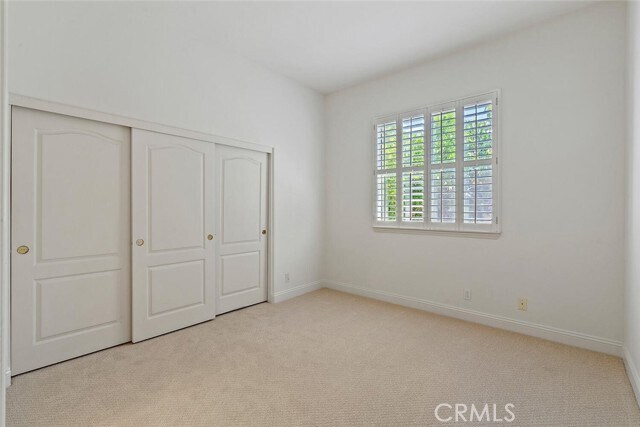 Building Photo - 2140 Chandler Dr