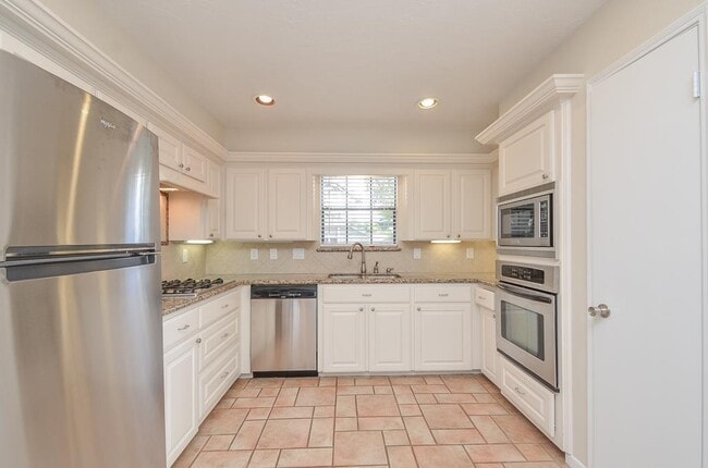 Building Photo - 1035 Western Meadows Dr