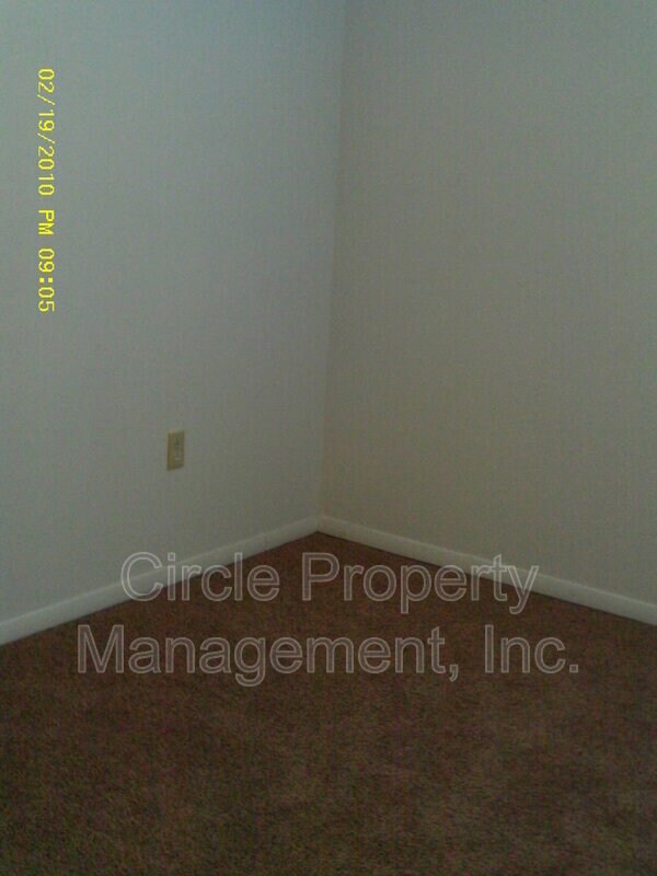 Building Photo - 4027 Hunters Ridge Dr SW