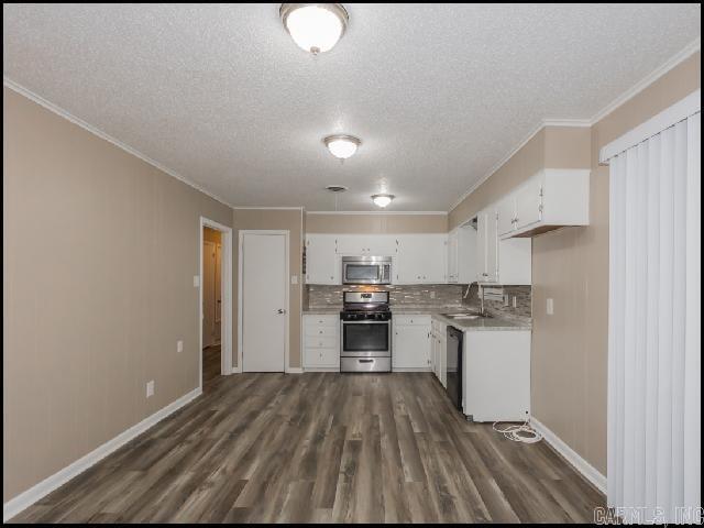 Building Photo - 4716 Buckingham Pl