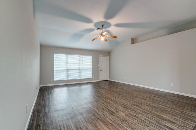 Building Photo - 22707 Bridgewater Dr