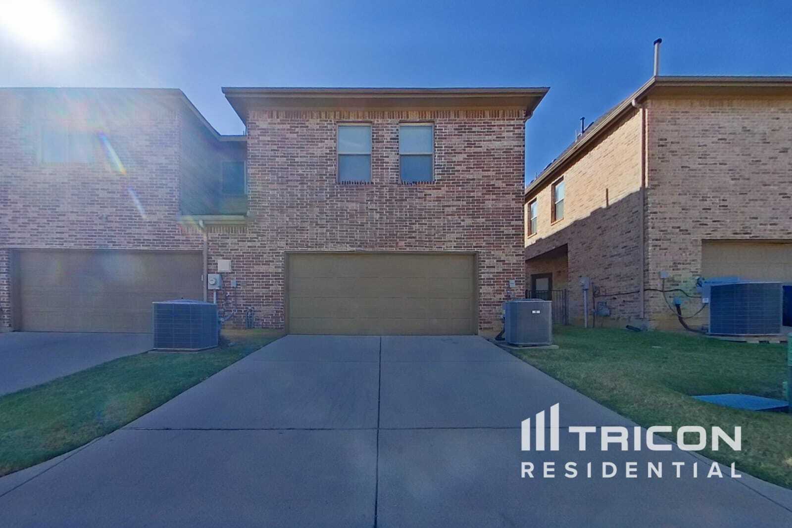 Building Photo - 4120 Comanche Dr