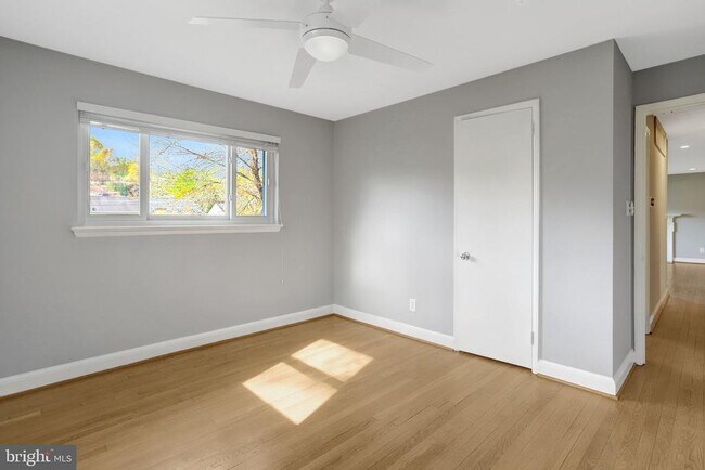 Building Photo - 3713 Lockwood Ln