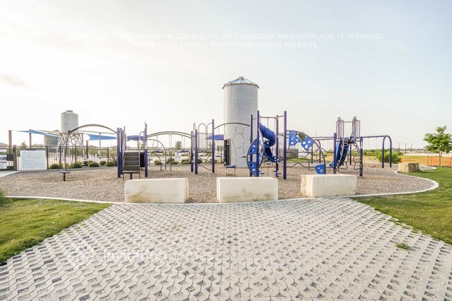 Building Photo - 13719 Bucket Way