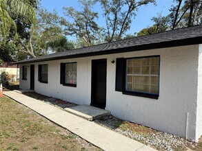 Building Photo - 1204 E Seneca Ave