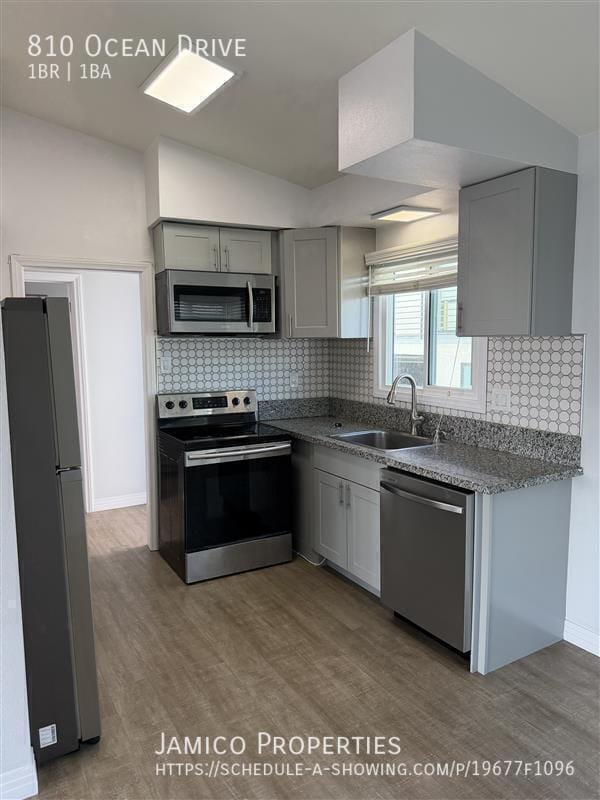 Building Photo - 810 Ocean Dr