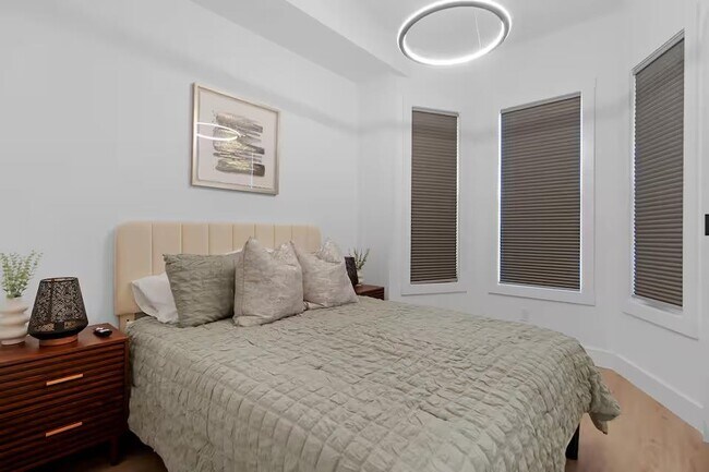 Building Photo - 234 Webster Ave