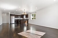 Building Photo - 1534 N Soto St