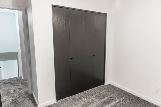 Building Photo - 2301 E University Dr