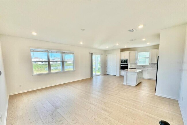 Building Photo - 2681 Serenity Gdn Dr