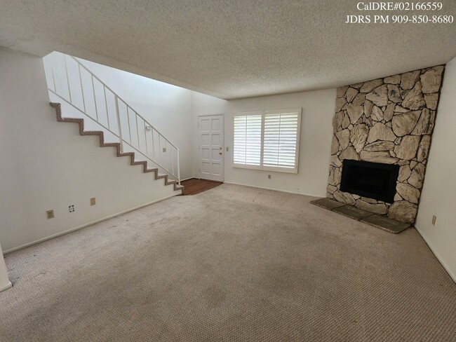 Building Photo - Arcadia 3 Bedroom Townhouse