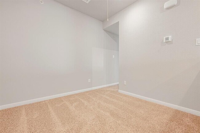 Building Photo - 104 Cinnabar Ln