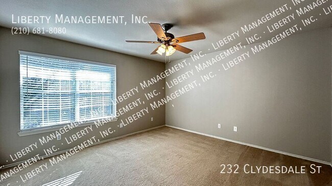 Building Photo - 232 Clydesdale St
