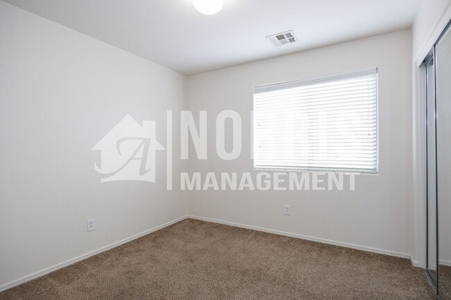 Building Photo - Beautiful Home for Rent NOW