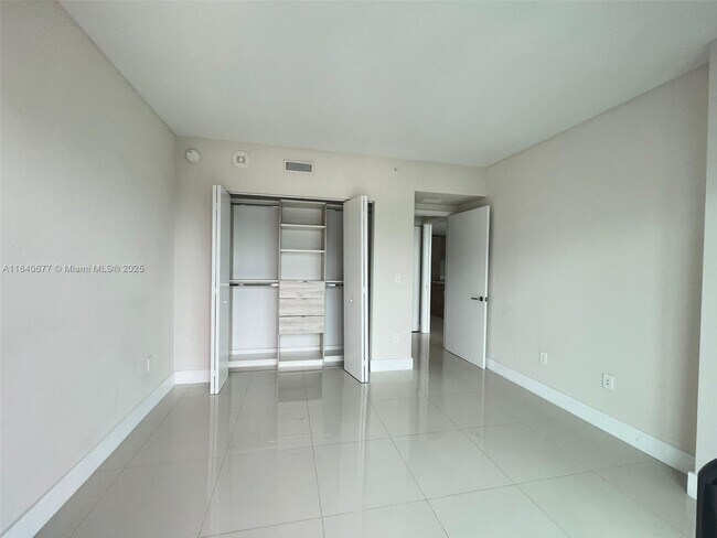 Building Photo - 1300 S Miami Ave