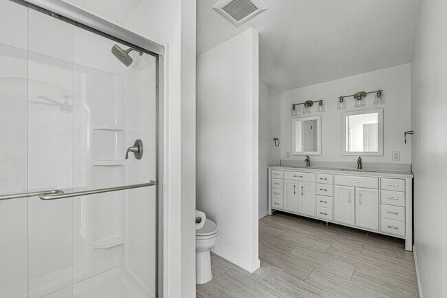 Building Photo - Tucked away on a scenic 7-acre retreat in the heart of Thompson's Station
