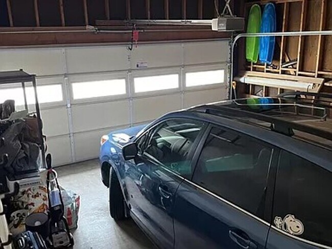 Building Photo - Spacious Home on a Large Lot in Villa Loma Neighborhood in D11