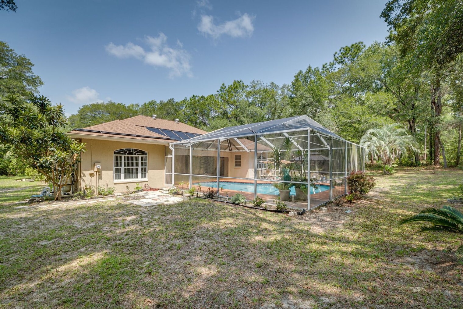 Building Photo - 9939 SW 203rd Cir