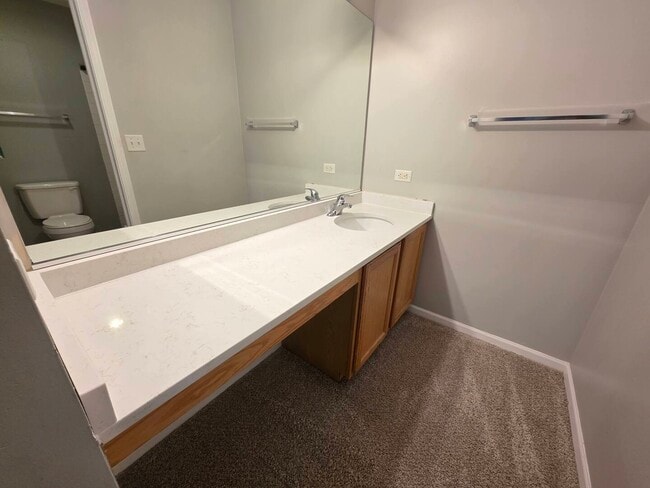 Building Photo - 3076 Kentshire Cir