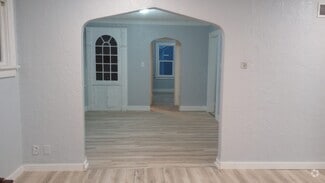 Building Photo - 2506 Prast Blvd