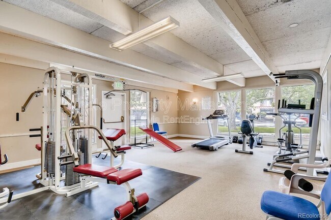 Building Photo - 7335 E Quincy Ave