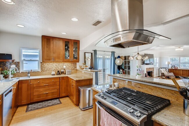 Building Photo - North Park Gem: 4-Bedroom, 3-Bath Home with Lush Garden & Modern Comforts