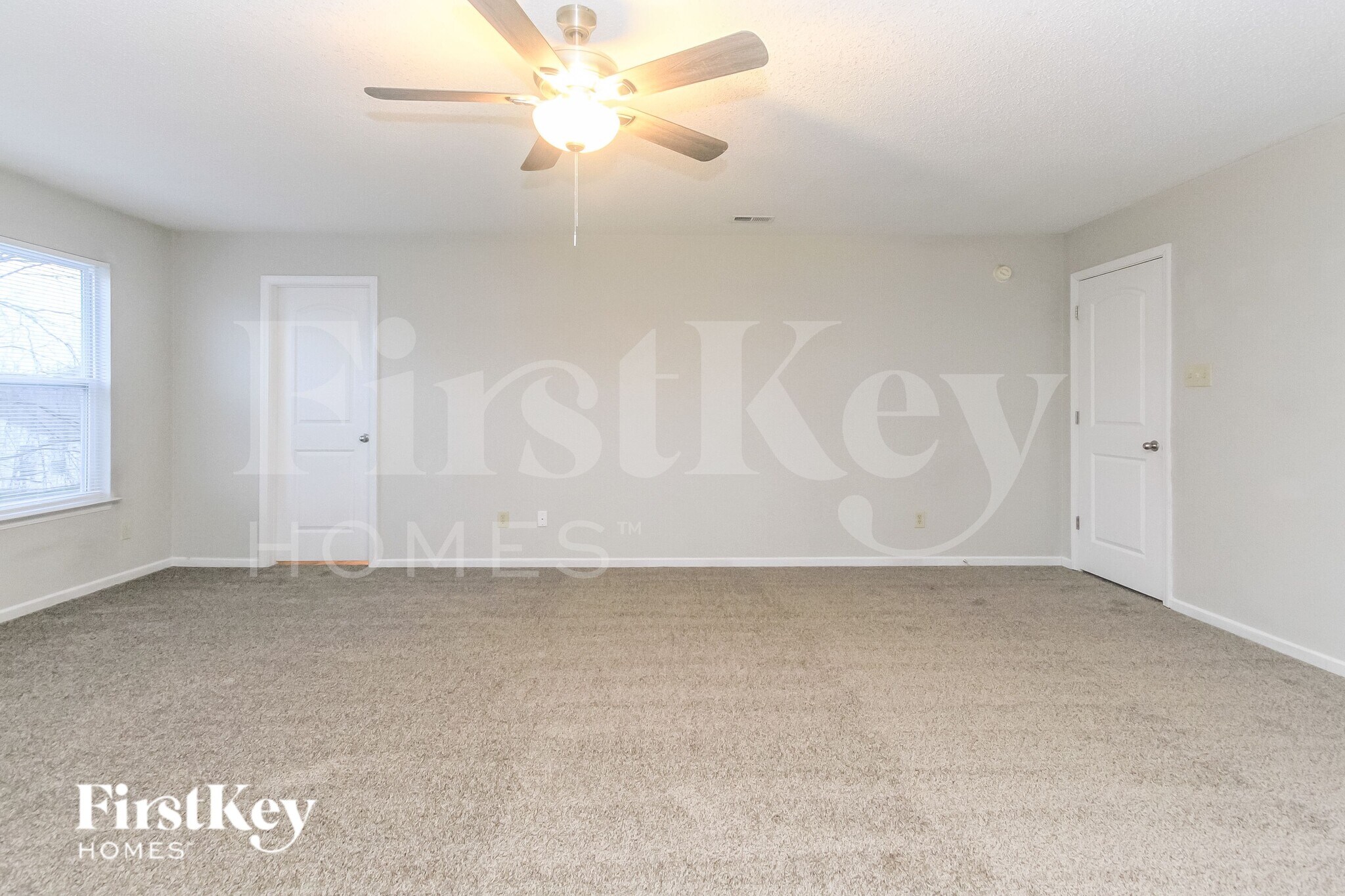 Building Photo - 6829 W Raleigh Dr