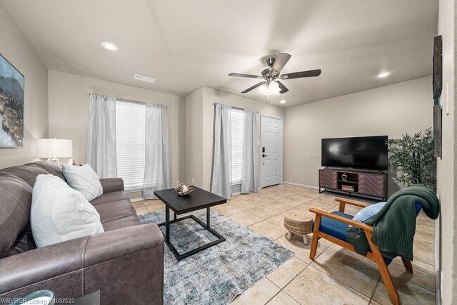 Building Photo - 5019 S 28th St