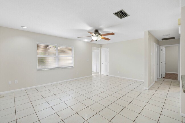 Building Photo - 17951 Dangler Rd