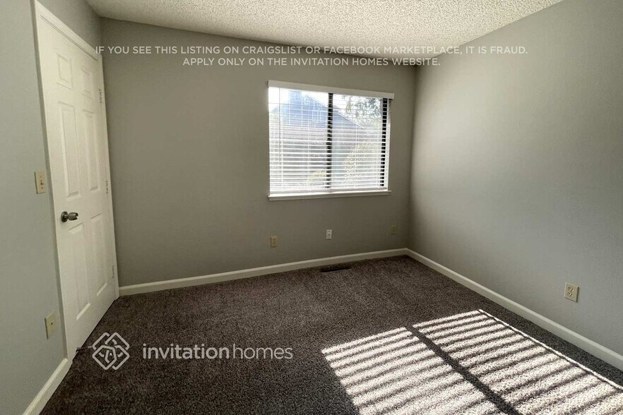 Building Photo - 3855 Rockford Dr