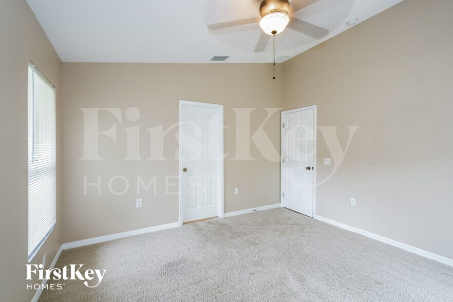 Building Photo - 1104 Old Mossy Ct