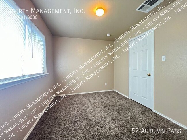 Building Photo - 52 Autumn Pass