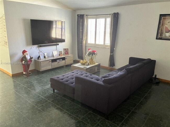 Building Photo - 8564 SW 210th Terrace