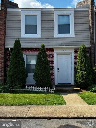 Building Photo - 110 Hickok Cir