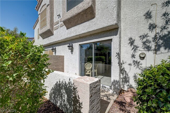 Building Photo - 4040 Castle Cove Dr