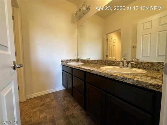 Building Photo - 11346 Bedford Commons Dr