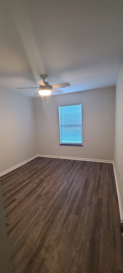 Building Photo - 104 Coachman Ln