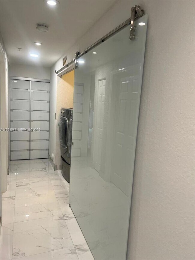 Building Photo - 11501 NW 89th St