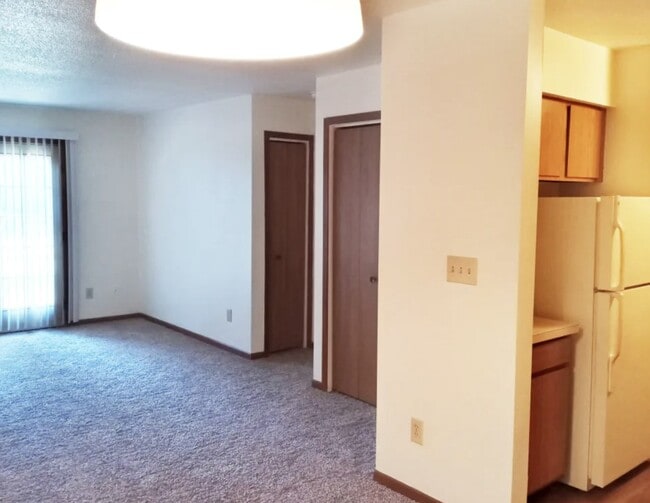 Building Photo - 102 Price St