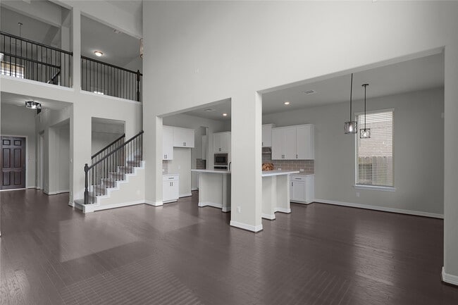 Building Photo - 6026 Lake Bridge Ln