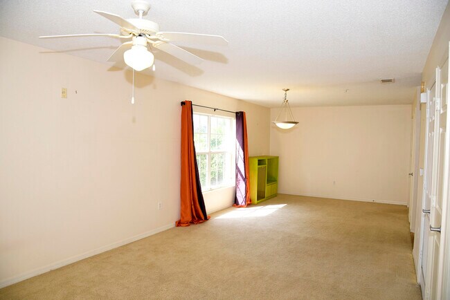 Building Photo - 4276 Calinda Ln