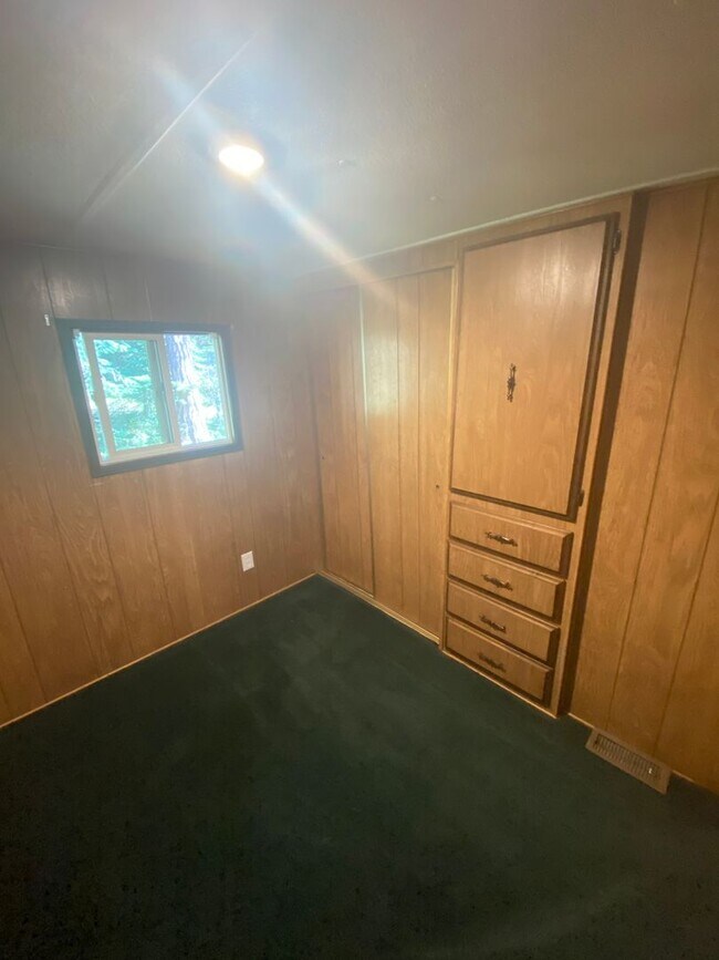 Building Photo - Manufactured Home In Bayview (APP#171)