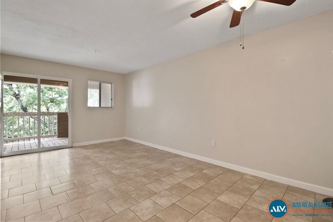 Building Photo - Move-In Ready 2 Bedroom Condo – Steps from...