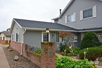 Building Photo - 1574 Helmo Ave N