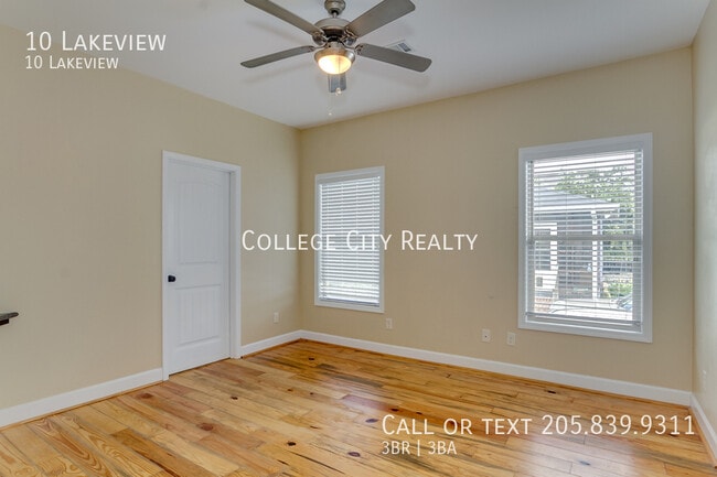 Building Photo - 10 Lakeview