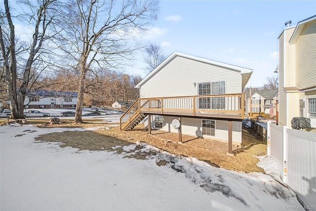 Building Photo - 25 Clinton St